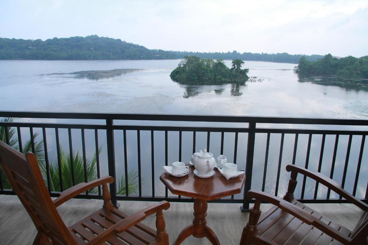 Sanu Lagoon Resort & Spa タンガラ エクステリア 写真