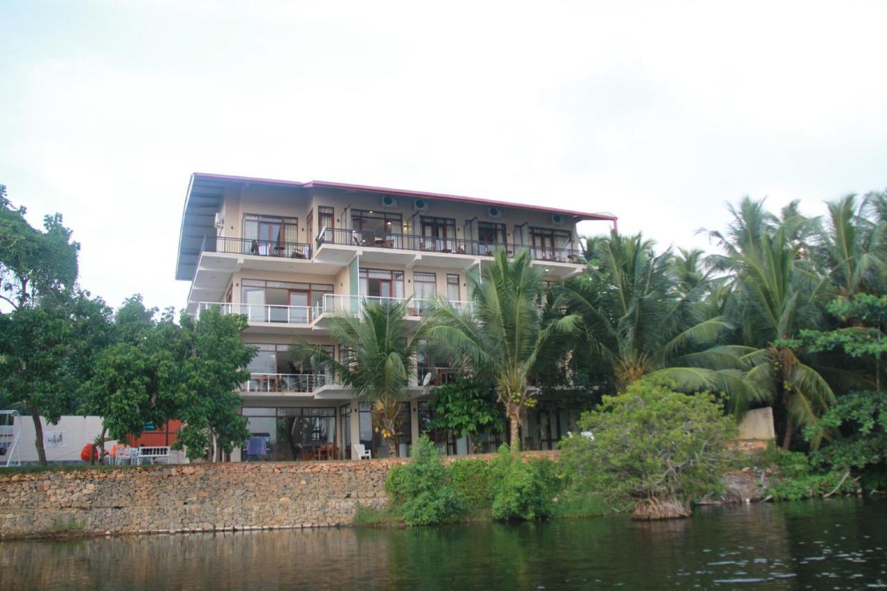 Sanu Lagoon Resort & Spa タンガラ エクステリア 写真